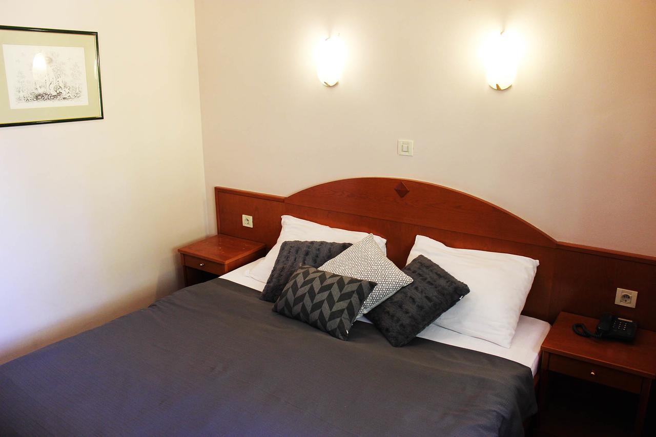 Hotel Lagus Gornji Kneginec Ngoại thất bức ảnh
